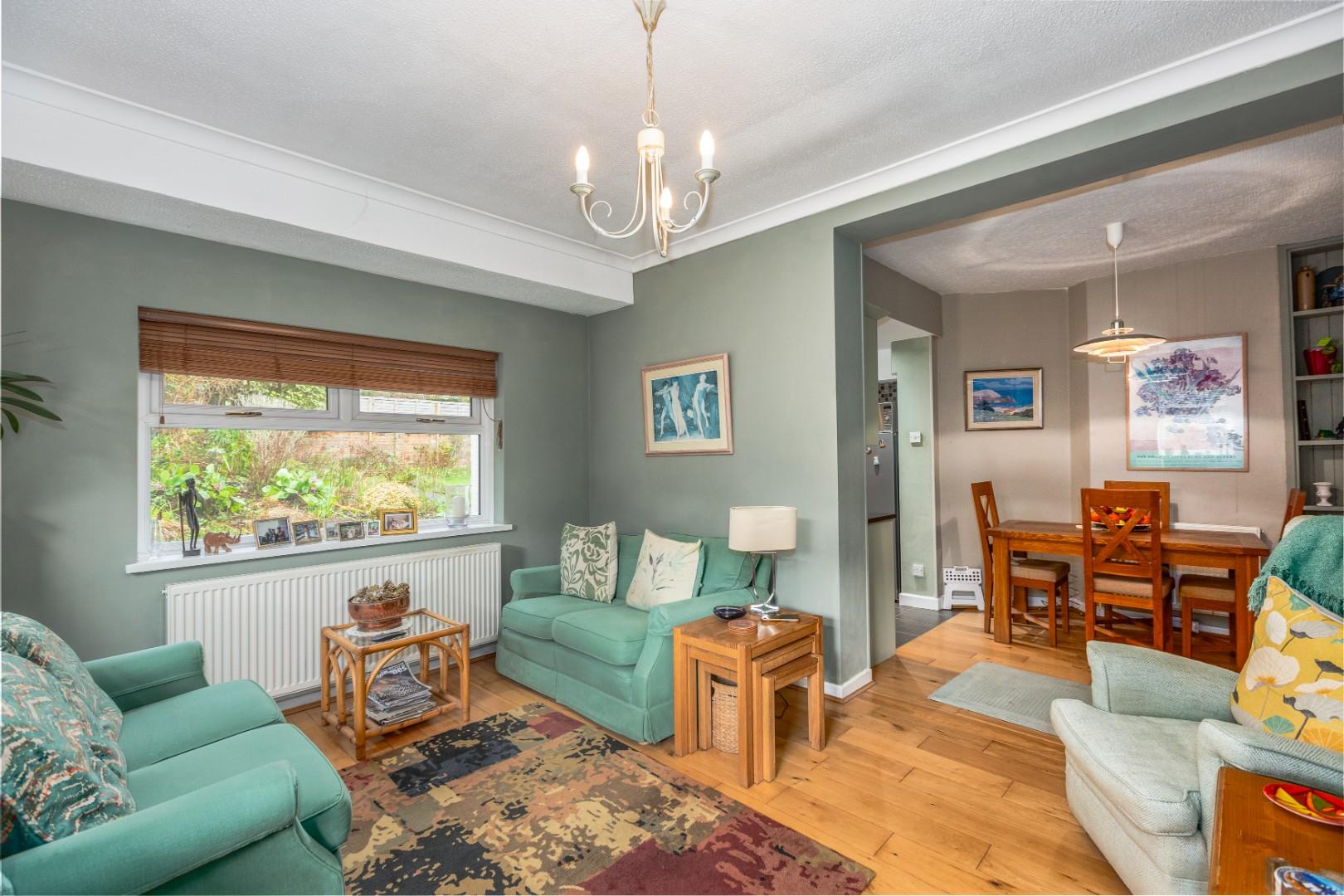 West Cross Lane, West Cross, Swansea, SA3 5LS